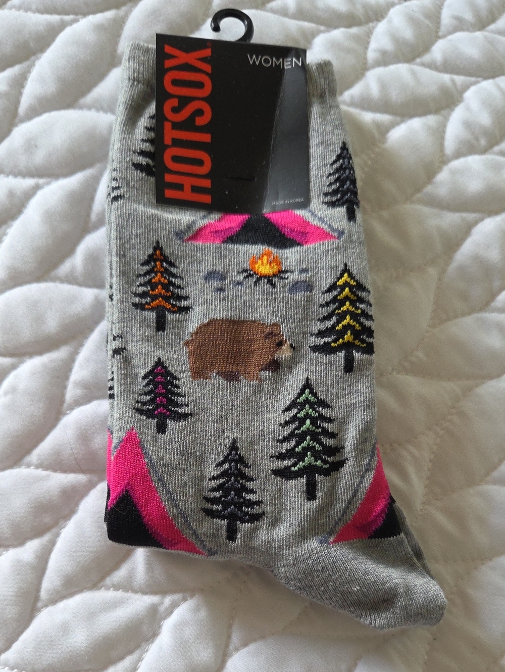 NWT HOTSOX Women Gray Socks with Bear, Trees & Campfire Pattern